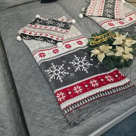 Tilla Хайдусобосло